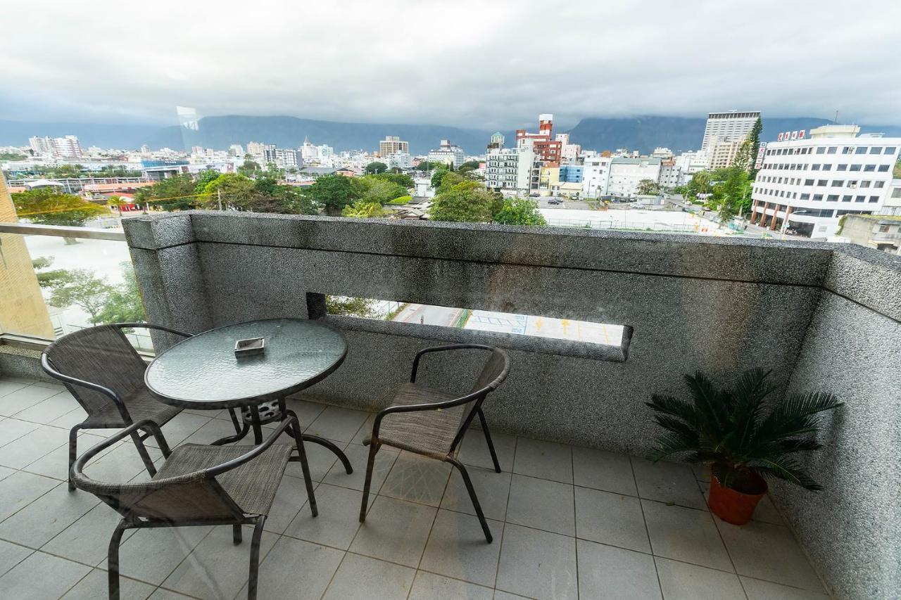 茉白電梯民宿bed And Breakfast Elevator 花蓮夜市電梯包棟 Хуалянь Экстерьер фото